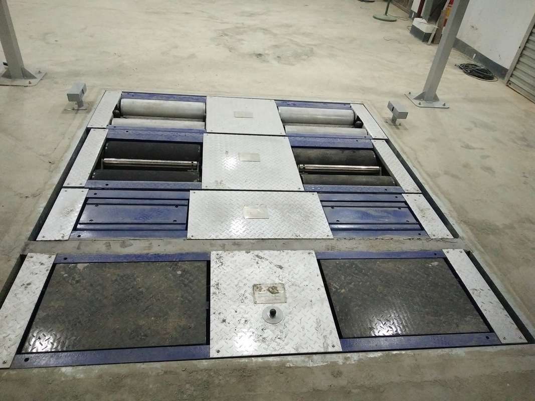 Teste de travões de rolos 5 em 1 com carga máxima no eixo de 4000 kg, deslizamento lateral de placa dupla e computador de controle industrial para linha de teste do veículo