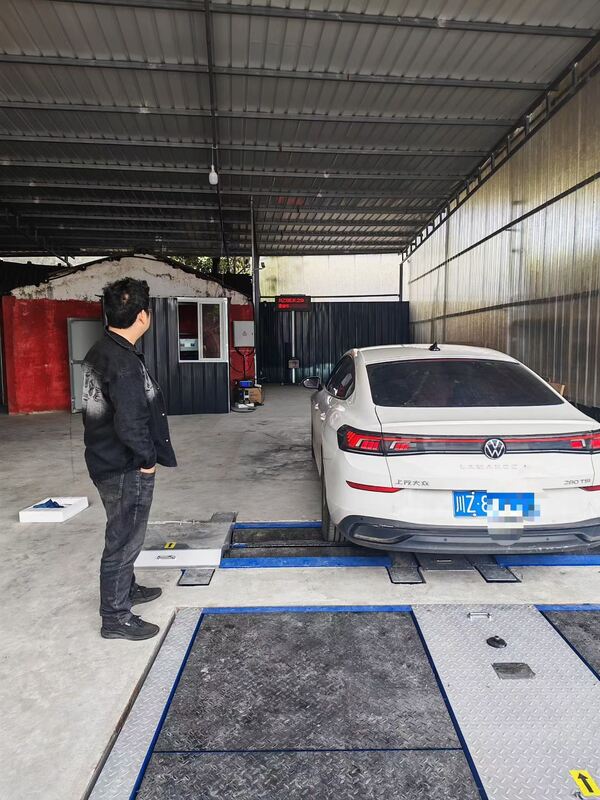 Carreira de ensaio de caminhão cartesia para oficina de reparação Motor Roller Brake Tester Forças com eixo Carga de placas duplas lateral slider tester 10T capacidade